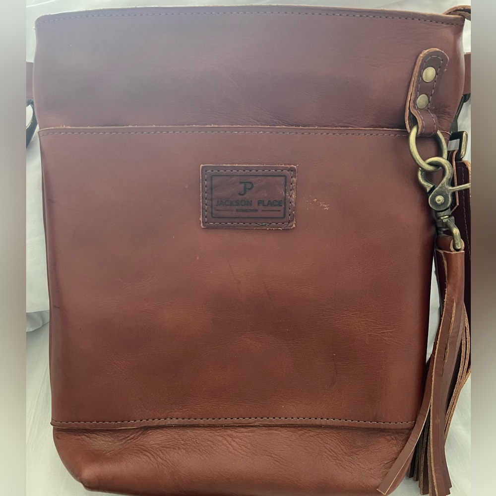 Jackson Place Large Wickett & Craig Leather Cognac Bucket Bag Unisex